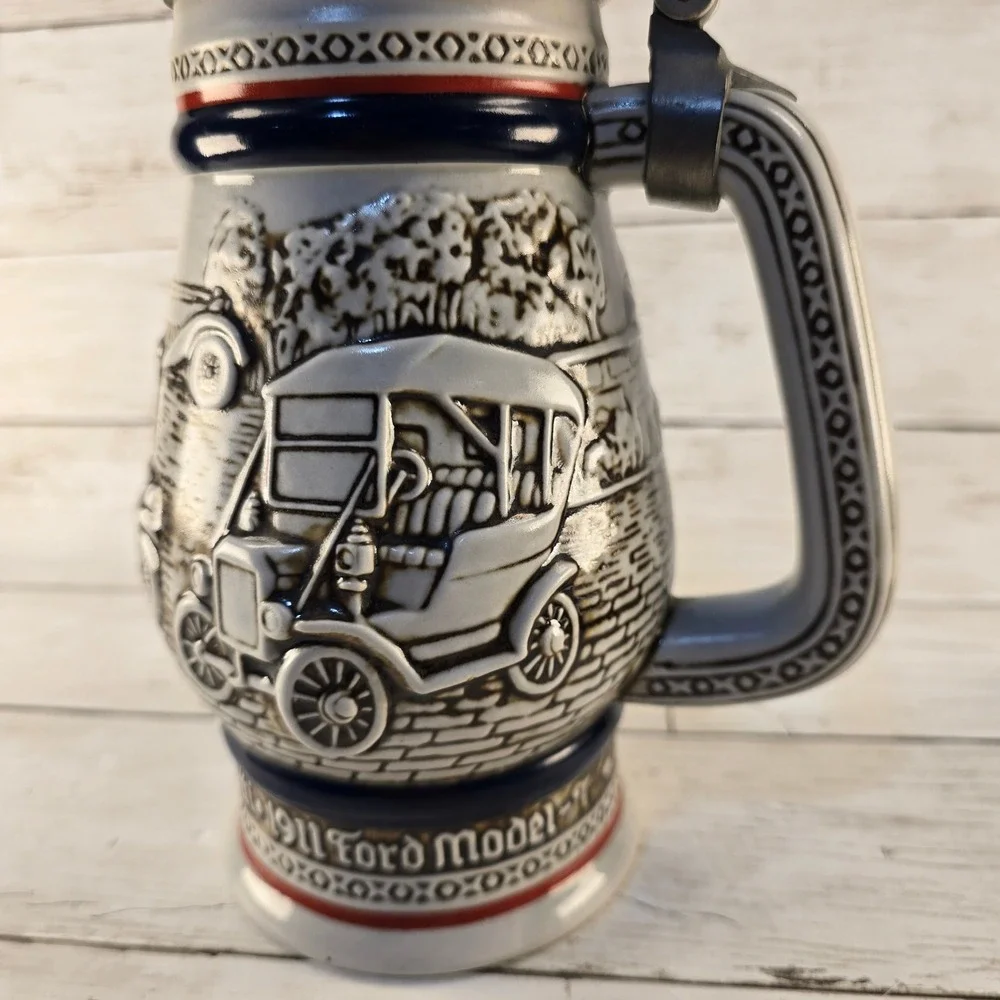 Vintage 1979 Avon Antique Cars Beer Stein Ceramarte Brazil Ford Bugatti Stanley